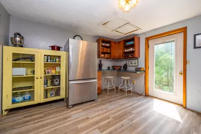 8890 Territorial Road, Benton Harbor, MI 49022 - Photo 10