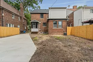 8231 Mary Grove Dr, Detroit, MI 48221 - Photo 36