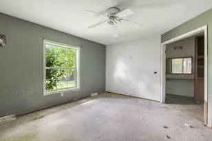 19176 State Line Rd, Edwardsburg, MI 49112 - Photo 6