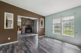 19176 State Line Rd, Edwardsburg, MI 49112 - Photo 4