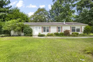 19176 State Line Rd, Edwardsburg, MI 49112 - Photo 2