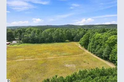 275 S 35 Road, Cadillac, MI 49601 - Photo 38