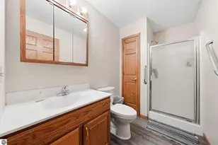 275 S 35 Rd, Cadillac, MI 49601 - Photo 20