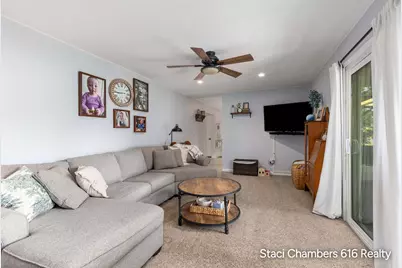 6129 Meadowlark Street NE, Rockford, MI 49341 - Photo 12