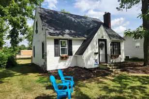 2815 Whittier Dr, Kalamazoo, MI 49001 - Photo 2
