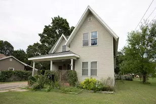 425 E Allegan St, Otsego, MI 49078 - Photo 1