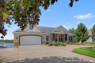 9121 24th Ave, Jenison, MI 49428 - Photo 2