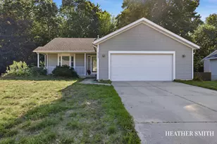 5764 Grand Oaks Dr NE, Comstock Park, MI 49321 - Photo 2