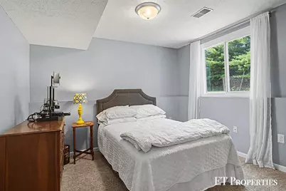 1210 Palmer Court NE, Grand Rapids, MI 49505 - Photo 30
