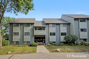 6681 Boca Vista Dr NE, Rockford, MI 49341 - Photo 2