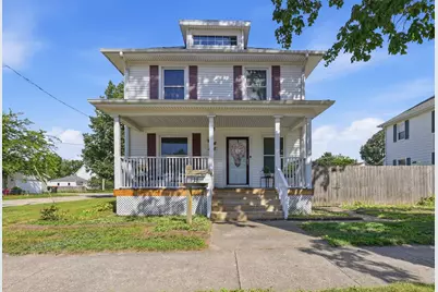 138 S Union Street, Sparta, MI 49345 - Photo 2