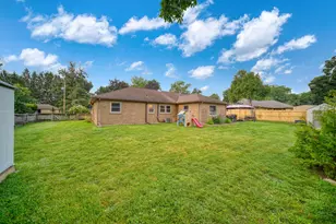 1730 Shoemaker Dr, Jackson, MI 49203 - Photo 32