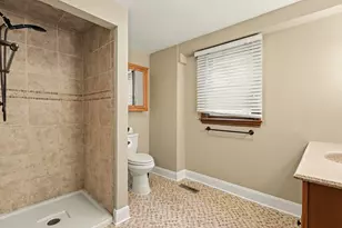 1530 Edgewood Ave SE, Grand Rapids, MI 49506 - Photo 22