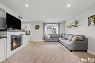 2561 Green Rush Ln, Zeeland, MI 49464 - Photo 6