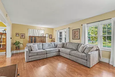 1130 Ireland Avenue, Muskegon, MI 49441 - Photo 6