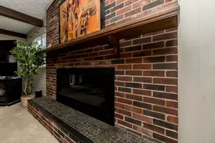 25569 Kilreigh Dr, Farmington Hills, MI 48336 - Photo 32