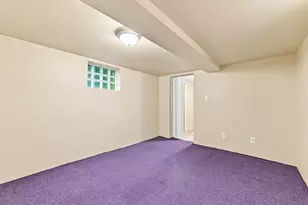 21505 Rockwell St, Farmington Hills, MI 48336 - Photo 18