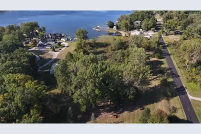 4020 Round Lake Highway, Manitou Beach, MI 49253 - Photo 14
