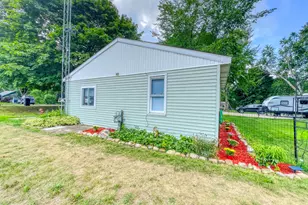 10724 Cutler St, Chippewa Lake, MI 49320 - Photo 44