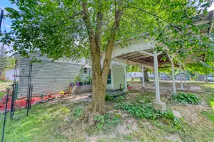 10724 Cutler St, Chippewa Lake, MI 49320 - Photo 34