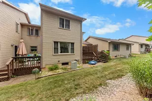 908 Moore Dr, Chelsea, MI 48118 - Photo 8