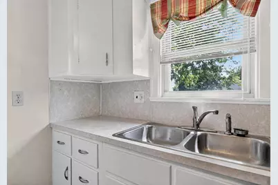514 Fern Avenue, Jackson, MI 49202 - Photo 14
