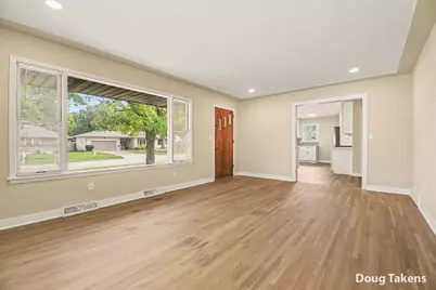 5115 Blaine Avenue SE, Kentwood, MI 49508 - Photo 10