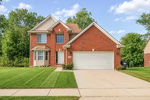 26626 Lake Pointe Dr, Taylor, MI 48180 - Photo 2