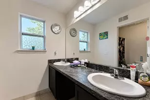 26626 Lake Pointe Dr, Taylor, MI 48180 - Photo 36
