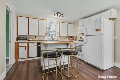 12 Travis Street NE, Grand Rapids, MI 49505 - Photo 10