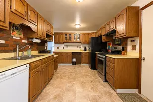 20085 11 Mile Rd, Big Rapids, MI 49307 - Photo 2