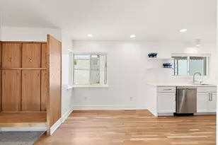 39 W Elza Ave, Hazel Park, MI 48030 - Photo 10