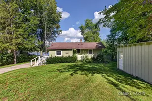 1407 Taylor Dr, Otsego, MI 49078 - Photo 10