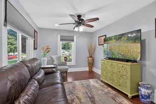 527 Pershing Ave, Jackson, MI 49203 - Photo 6