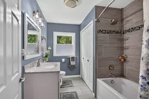 527 Pershing Ave, Jackson, MI 49203 - Photo 16