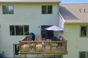 555 Sycamore Cir, Saline, MI 48176 - Photo 40