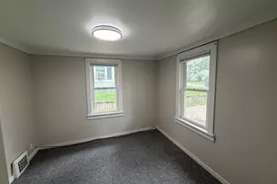 931 Pomeroy St, Kalamazoo, MI 49001 - Photo 6