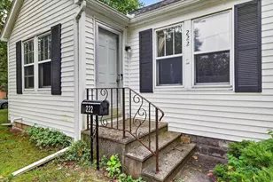 222 Jersey St, Plainwell, MI 49080 - Photo 4