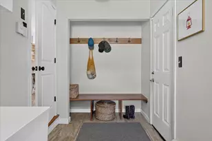 2656 Plumbrook Dr, Bloomfield Hills, MI 48304 - Photo 22