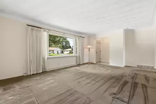 2320 Tamrack St, Kalamazoo, MI 49006 - Photo 6