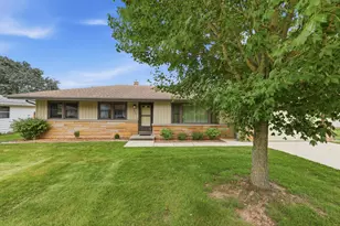 2320 Tamrack St, Kalamazoo, MI 49006 - Photo 1