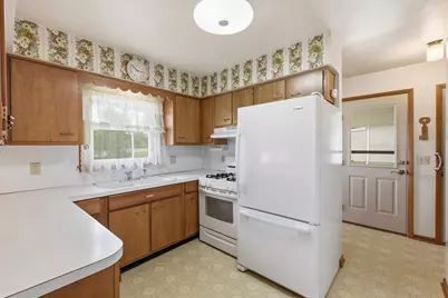 2320 Tamrack Street, Kalamazoo, MI 49006 - Photo 12