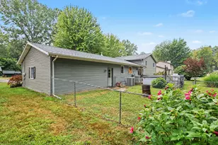 6590 Brunden Pl, Coloma, MI 49038 - Photo 36