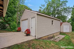 1121 Park Ave, Grand Haven, MI 49417 - Photo 24
