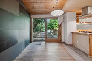 713 N 5th Ave, Ann Arbor, MI 48104 - Photo 8