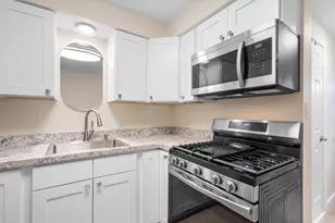 1040 N Wayne Rd, Westland, MI 48185 - Photo 6