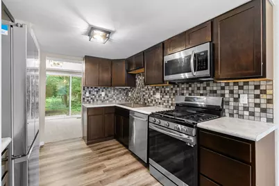 238 Falkirk Court, Kalamazoo, MI 49006 - Photo 8