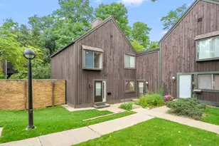 238 Falkirk Ct, Kalamazoo, MI 49006 - Photo 32