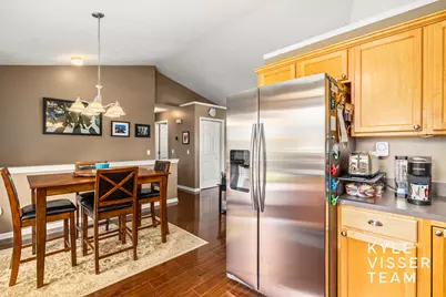 2916 Woodglen Street NW, Grand Rapids, MI 49504 - Photo 6