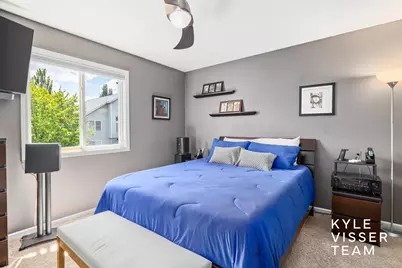 2916 Woodglen Street NW, Grand Rapids, MI 49504 - Photo 8